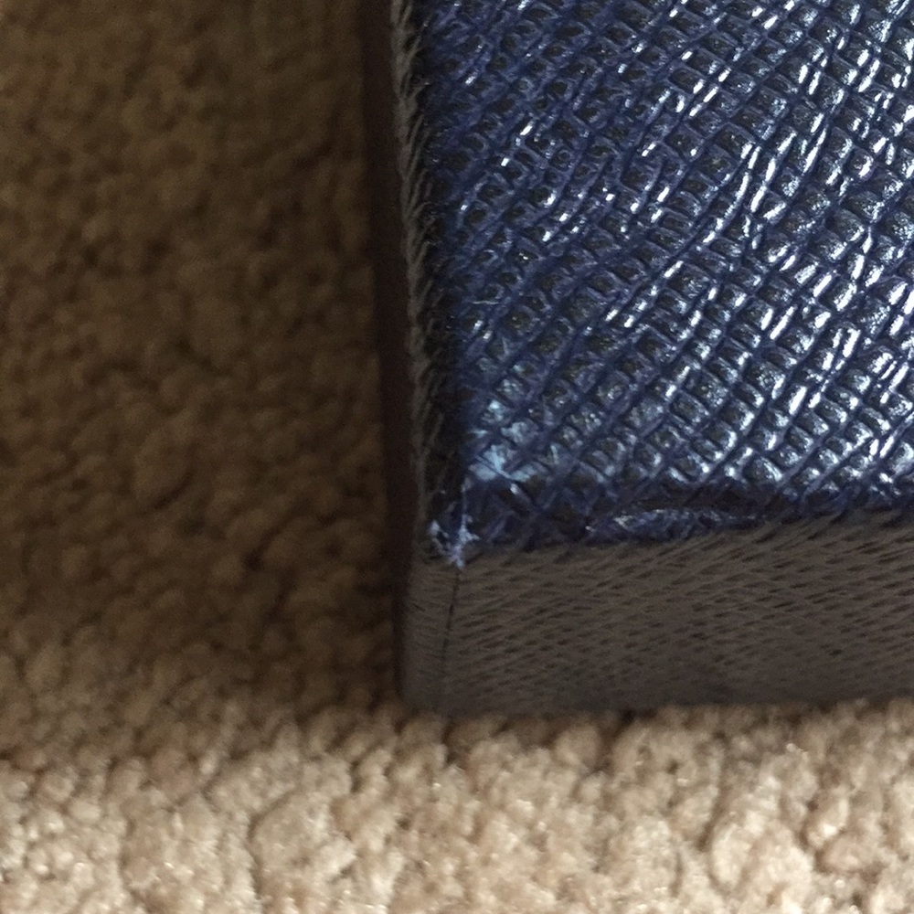 Prada gift box - Picture 3 of 3